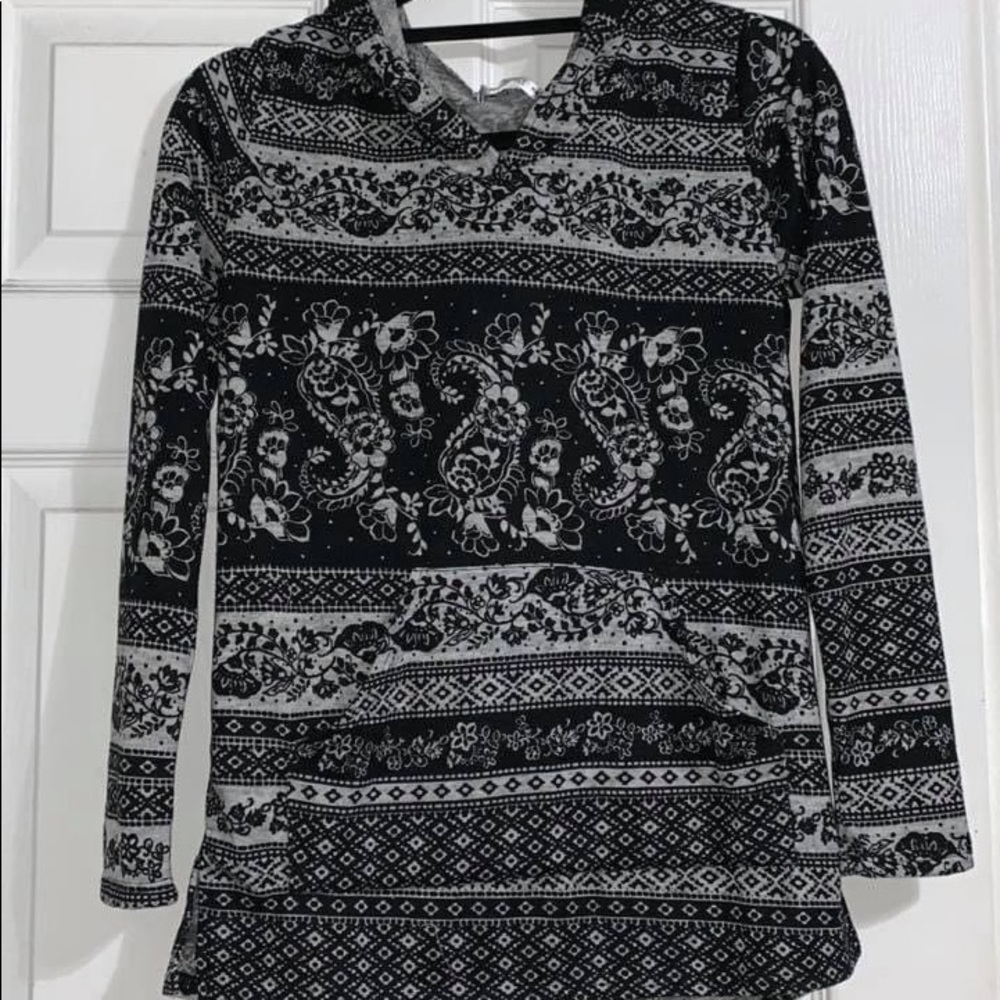 Honey & Lace Carmel hoodie